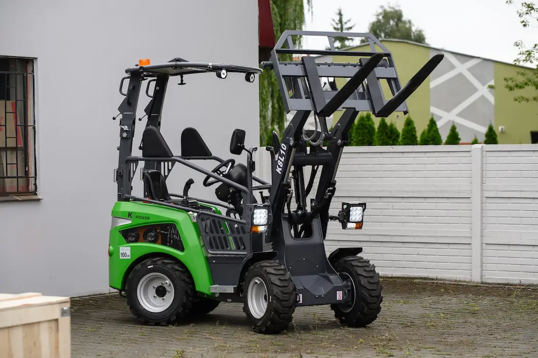 K8 | Elektryczne pojazdy użytkowe, serwis evum, serwis evi, mosty napędowe, układy napędowe, połączenia hydrauliczne